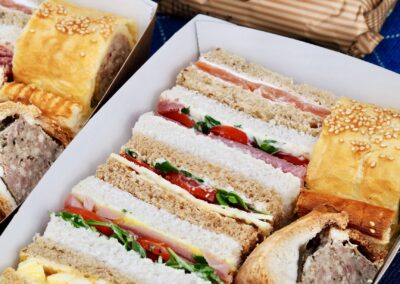 Kingfisher Hampers, Picnic Hampers in Hampshire - Birthday Hampers, Wedding Hampers and Fishing Hampers.