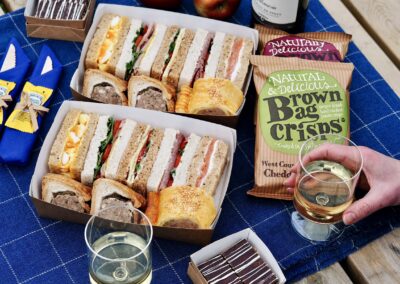 Kingfisher Hampers, Picnic Hampers in Hampshire - Birthday Hampers, Wedding Hampers and Fishing Hampers.